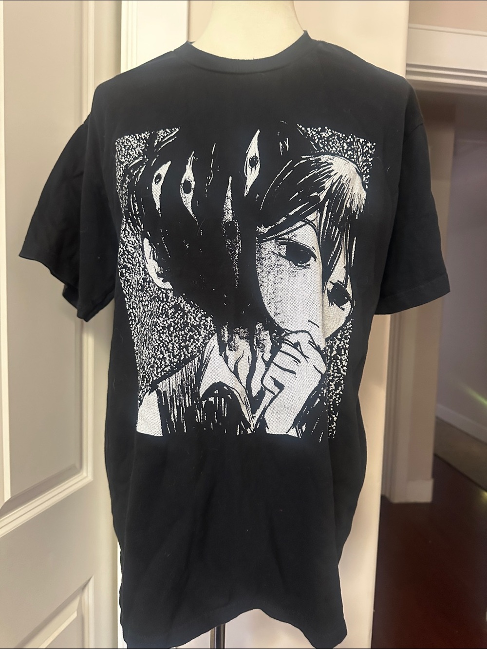 OMOCAT OMORI? Black Graphic T-Shirt Video Game Anime Manga Tee Size Large NWOT